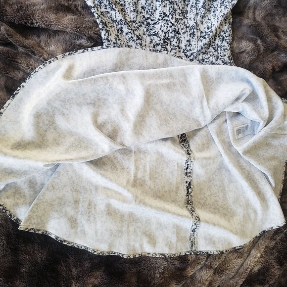 H&M Fit and Flair Black & White Dress - Size 8 - Picture 7 of 14